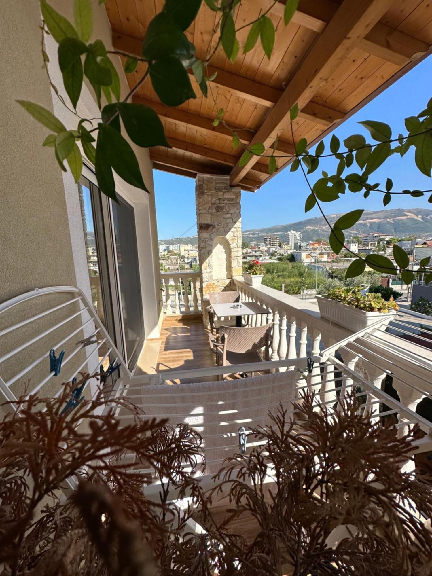 Arial Trinity Suites Vlorë Zimmer foto