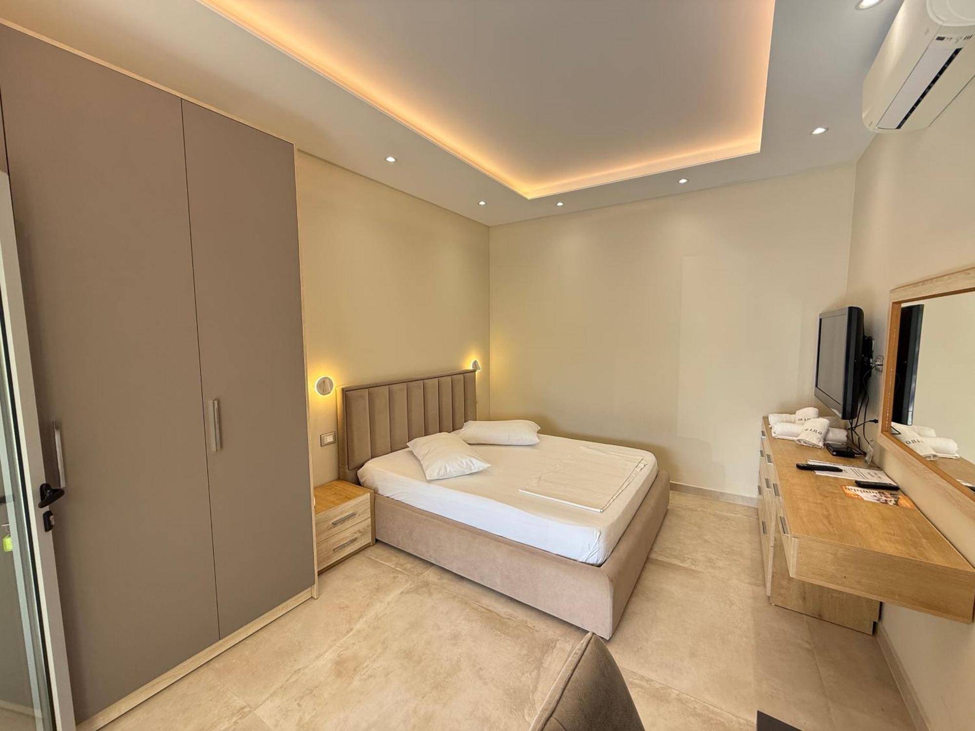 Arial Trinity Suites Vlorë Exterior foto