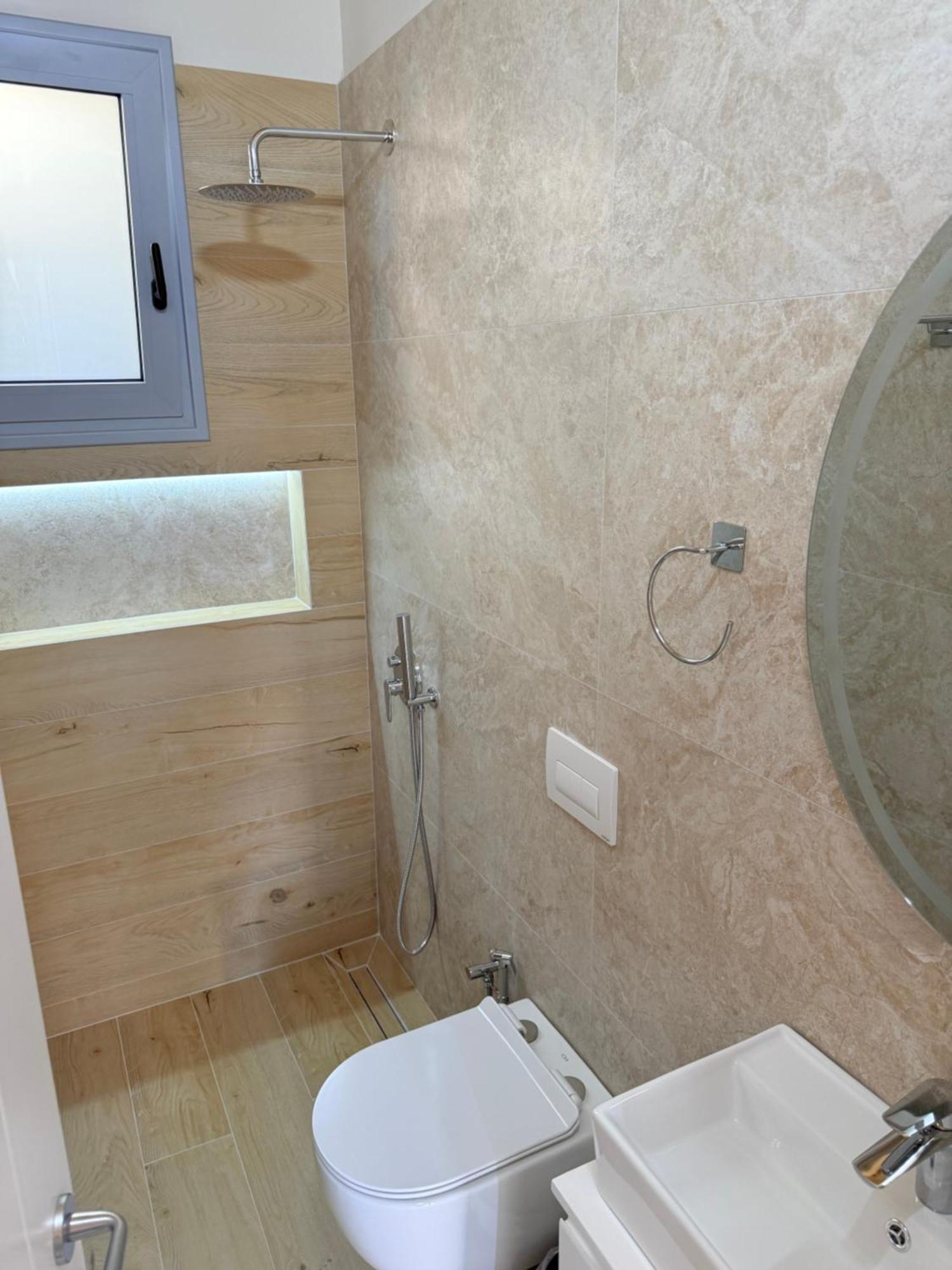 Arial Trinity Suites Vlorë Exterior foto